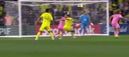 五星体育官网-纳什维尔0-0迈阿密国际，梅西机会寥寥，法尔孔伤退