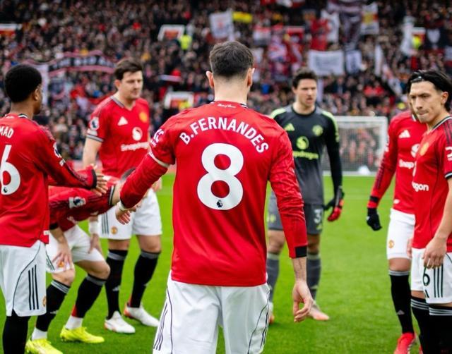 打破小贝26年纪录！曼联队长B费状态爆棚！多项数据强势领跑英超