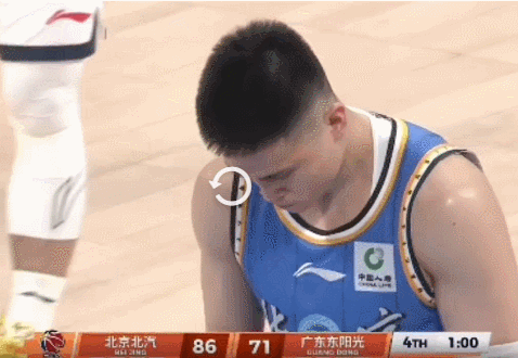 徐杰决胜时刻被DNP！沮丧一幕曝光引热议 杜锋为明夏续约压价吗？