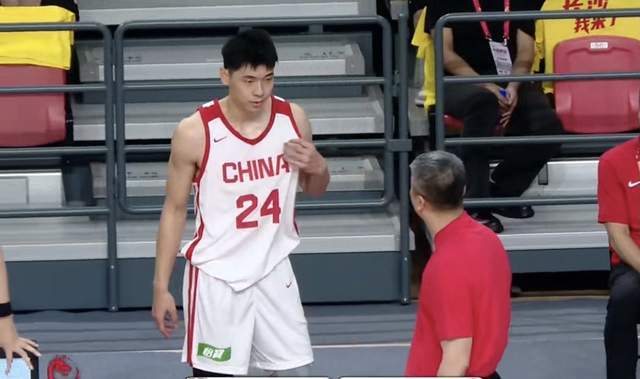 五星体育-群星闪耀，中国男篮热身赛小胜，王俊杰抢11个进攻篮板，徐昕10+8